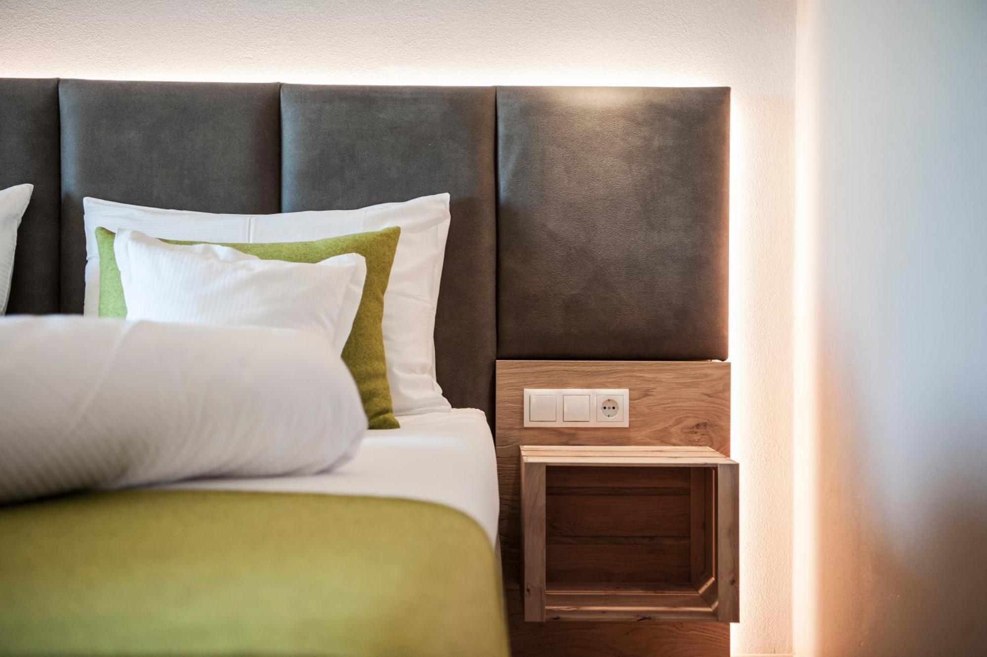 לאנה Hotel Pfeiss מראה חיצוני תמונה