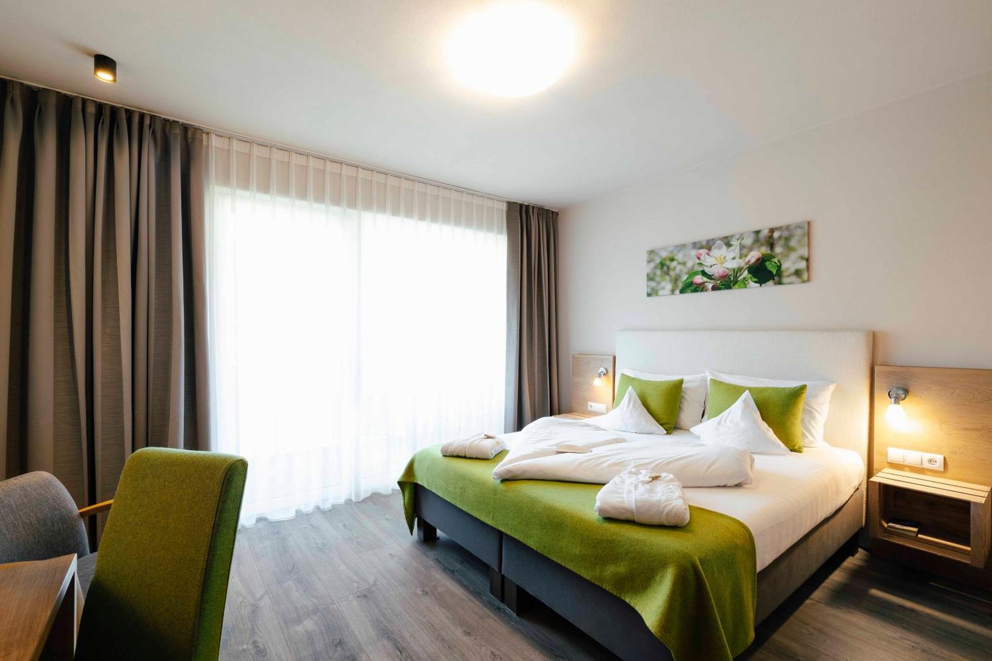 לאנה Hotel Pfeiss מראה חיצוני תמונה