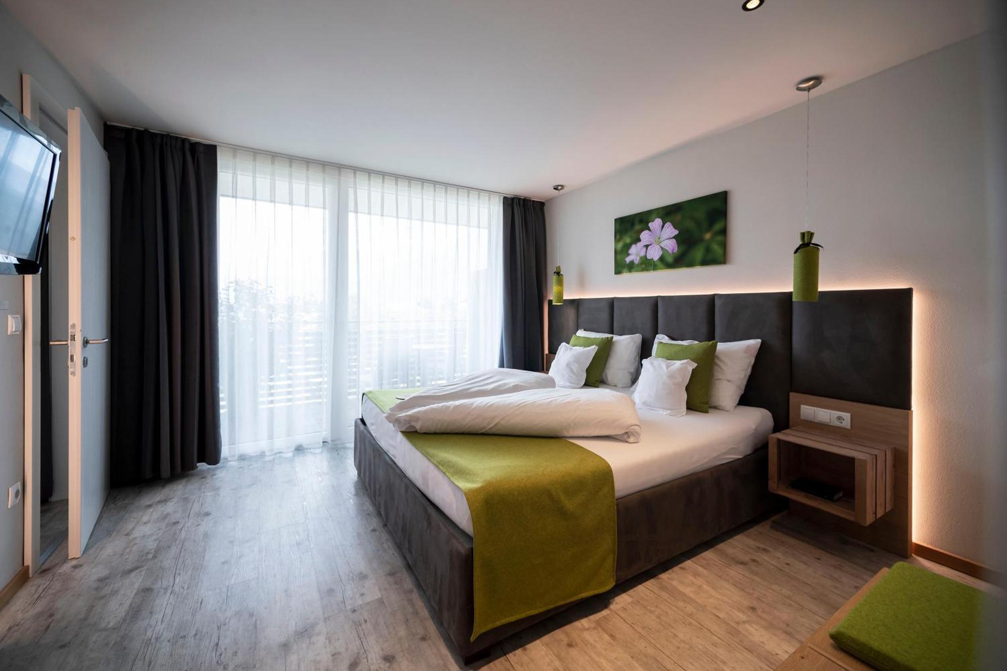 לאנה Hotel Pfeiss מראה חיצוני תמונה