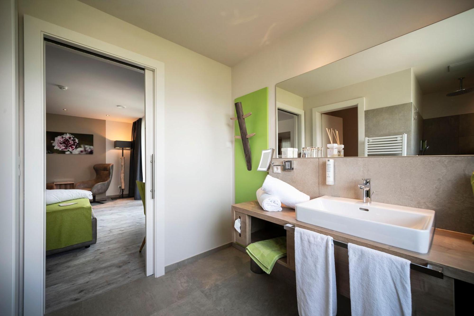 לאנה Hotel Pfeiss מראה חיצוני תמונה