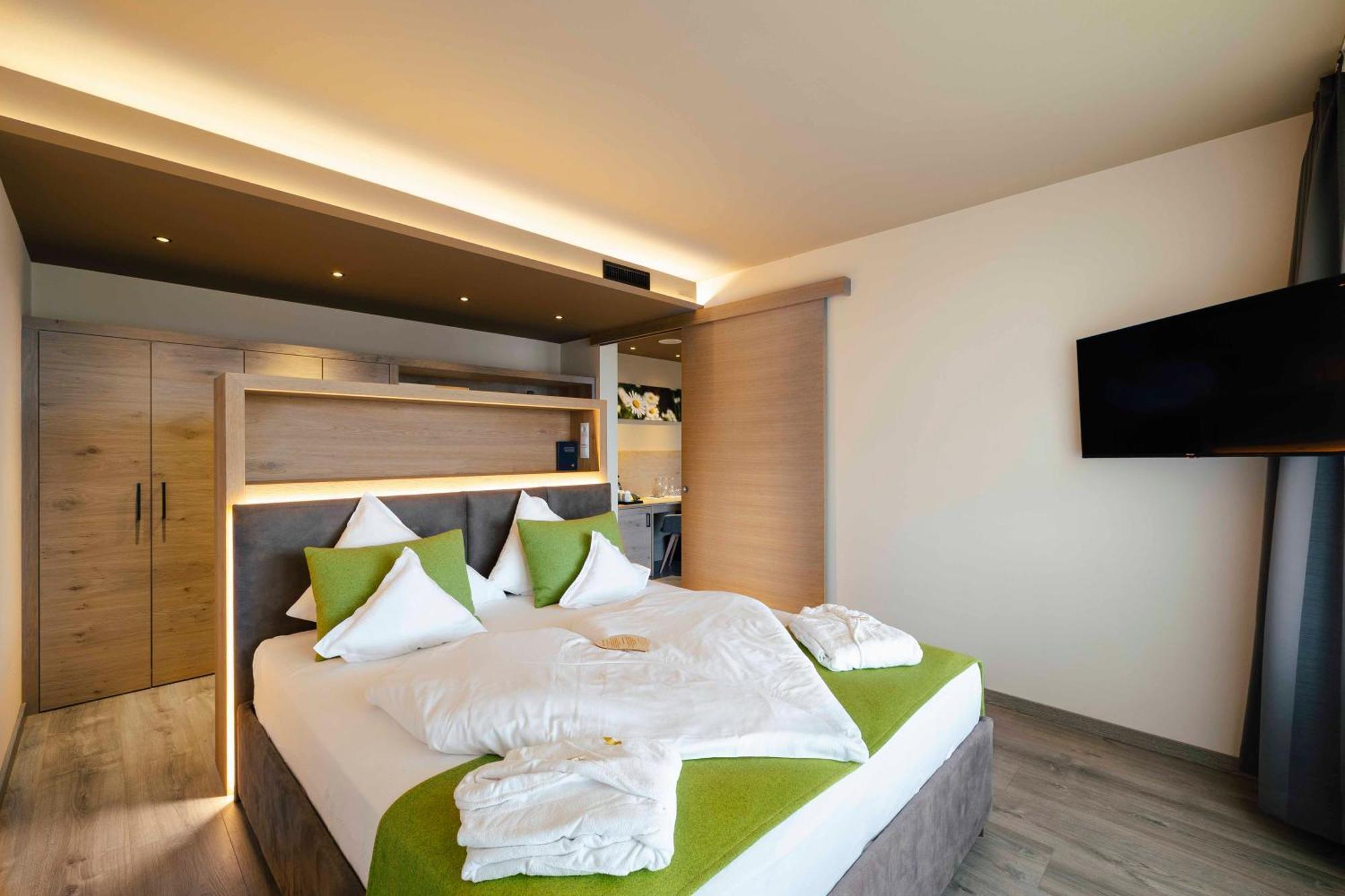 לאנה Hotel Pfeiss מראה חיצוני תמונה